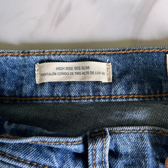 Universal Thread - High Rise 90’s Slim - Size 4 - Picture 5 of 8